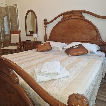 Giovanna Boutique Rooms & Pool Pula Exterior photo